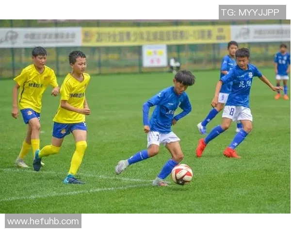 从绿茵巨星到战术大师足球球星退役转型教练的成长之路 从绿茵巨星到战术大师足球球星退役转型教练的成长之路