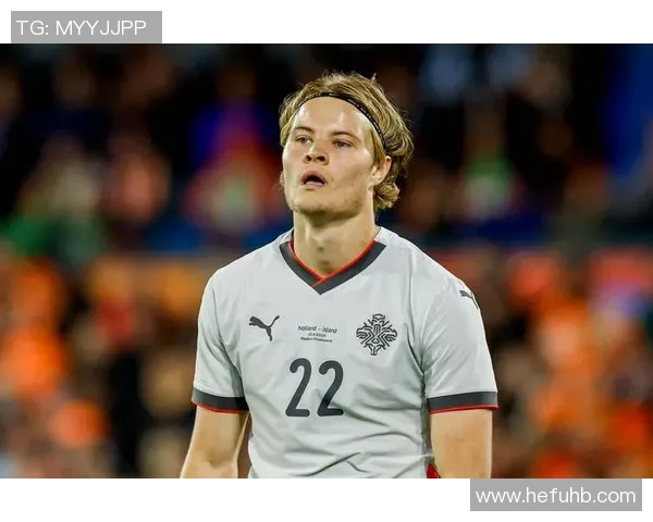 足球场上卧倒英雄传:聚焦那些蹲地瞬间诠释传奇的足球巨星 足球场上卧倒英雄传:聚焦那些蹲地瞬间诠释传奇的足球巨星